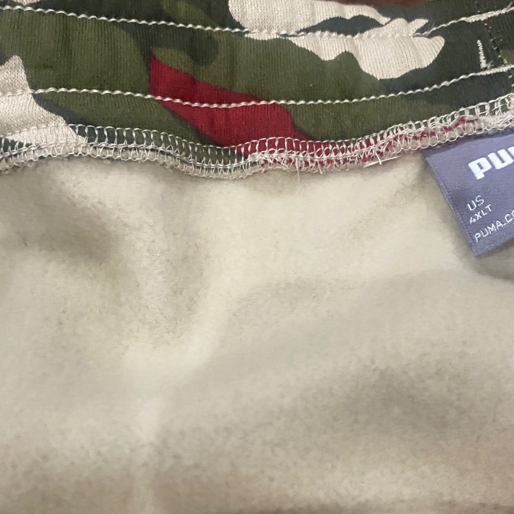 Puma Camo Shorts - Green, Red, Cream - Picture 7 of 7